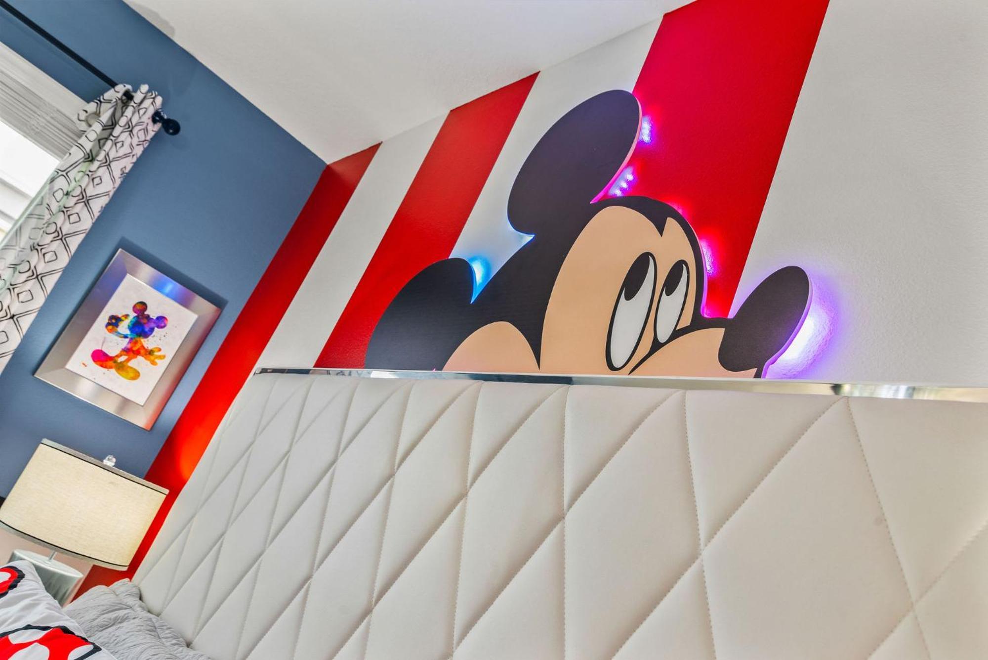 Magical Themed Home - Disney 15 Min Киссимми Экстерьер фото